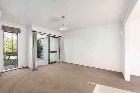 Photo of property in 415 Devonport Road, Tauranga South, Tauranga, 3112