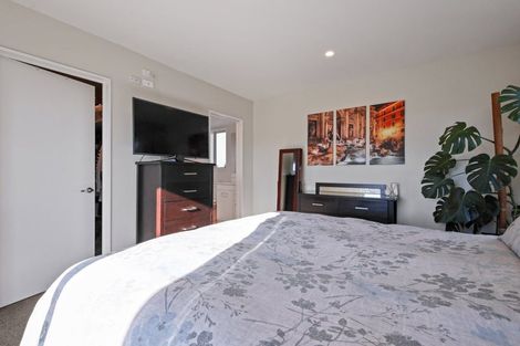 Photo of property in 15 Ruru Place, Oxford, 7430