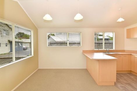 Photo of property in 2/372 Whangaparaoa Road, Stanmore Bay, Whangaparaoa, 0932