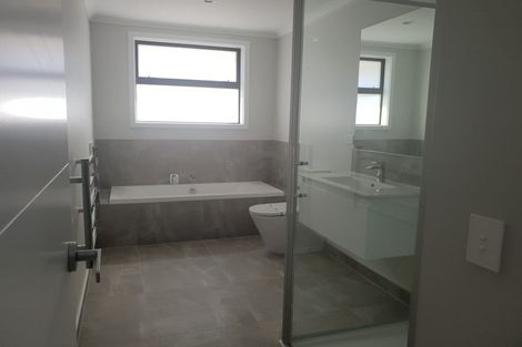 Photo of property in 56 Dunkeld Drive, Papamoa, 3118