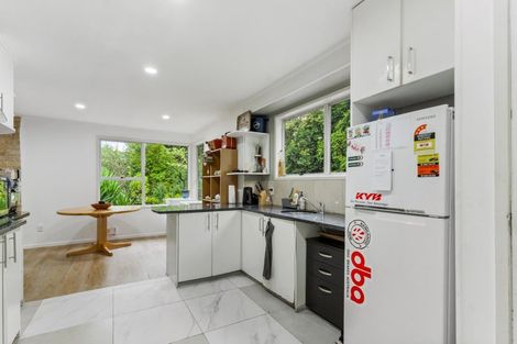 Photo of property in 11 Kilcar Place, Massey, Auckland, 0614