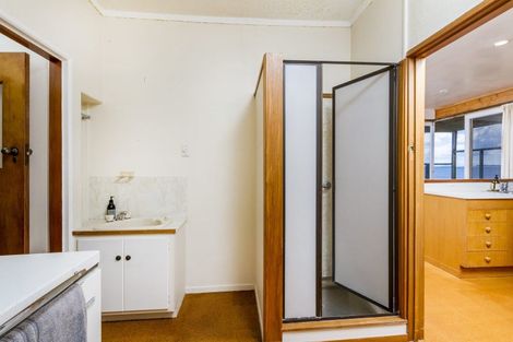 Photo of property in 39 Ocean View Road, Milford, Auckland, 0620