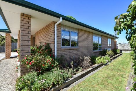 Photo of property in 9 Alexis Greer Lane, Carterton, 5713
