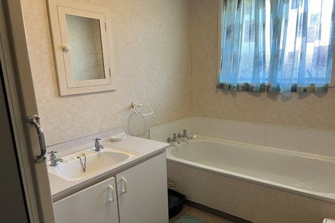 Photo of property in 2/16 Leslie Street, Upper Riccarton, Christchurch, 8041