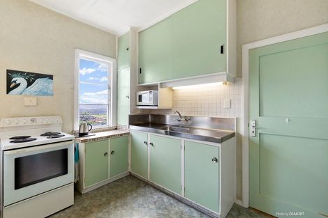 Photo of property in 21 Dunedin Terrace, Melrose, Wellington, 6023