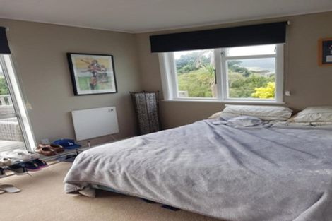 Photo of property in 5 Hillary Street, Tawa, Wellington, 5028