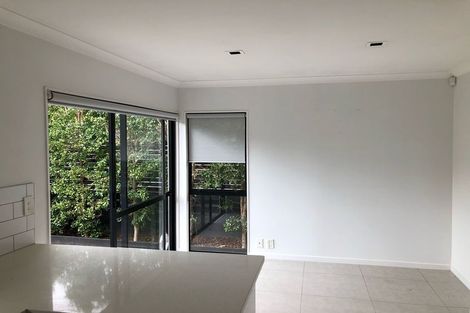 Photo of property in 54a Hattaway Avenue, Bucklands Beach, Auckland, 2012