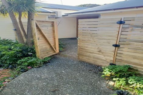 Photo of property in 12 Puriri Street, Eastbourne, Lower Hutt, 5013