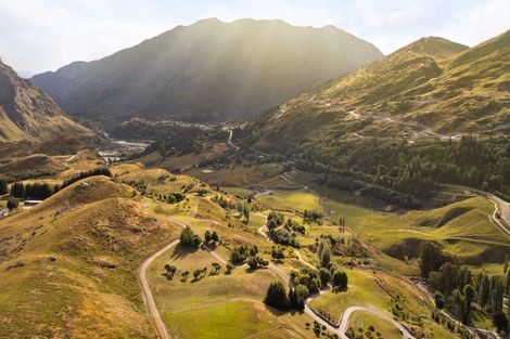 Photo of property in 80 Toka Road, Dalefield, Queenstown, 9371