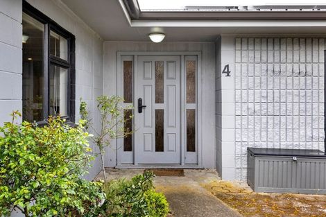 Photo of property in 4 Douglas Street, Hawera, 4610