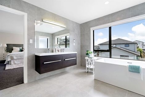 Photo of property in 7 Barque Rise, Long Bay, Auckland, 0630