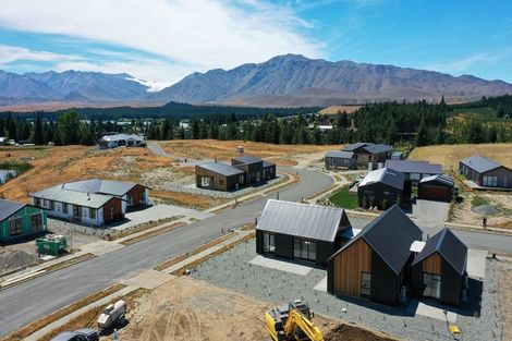 Photo of property in 2 Jimmys Lane, Lake Tekapo, 7999
