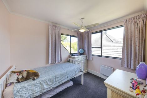 Photo of property in 79 Waterloo Crescent, Hokowhitu, Palmerston North, 4410