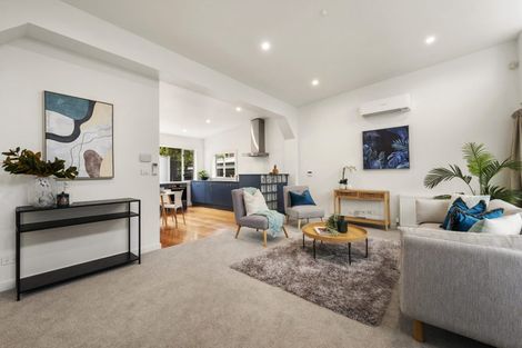 Photo of property in 31a Ngatoto Street, Khandallah, Wellington, 6035