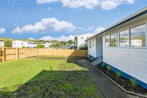 Photo of property in 18 Kokiri Crescent, Waitangirua, Porirua, 5024