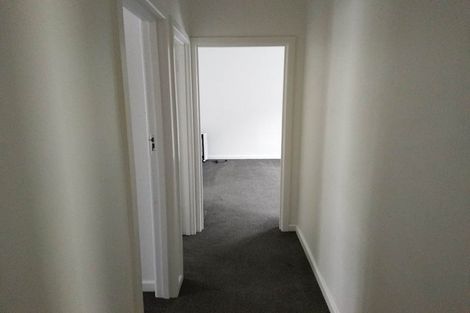 Photo of property in 17 Larsen Court, Roslyn, Palmerston North, 4414