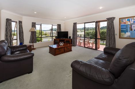 Photo of property in 4 Trillick Place, Tuakau, 2121