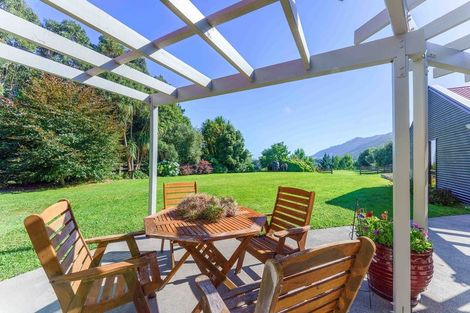 Photo of property in 91 Aston Road, Waikanae, 5391