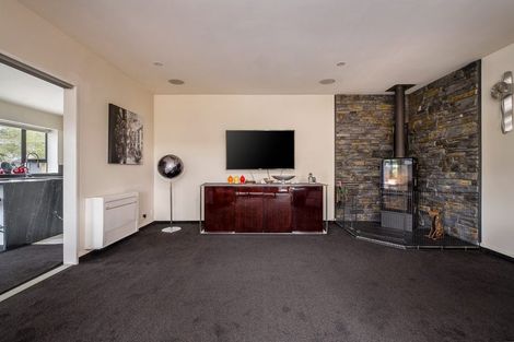 Photo of property in 2 Whaka Terrace, Huntsbury, Christchurch, 8022