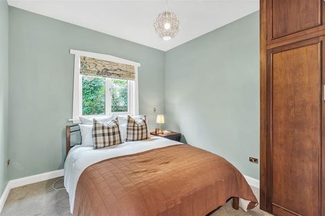 Photo of property in 166 Weston Road, St Albans, Christchurch, 8052