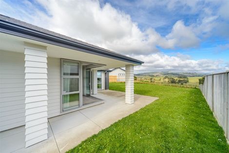 Photo of property in 162 Pacific Drive, Fitzherbert, Palmerston North, 4410
