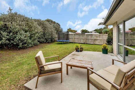 Photo of property in 4 Ishtar Place, One Tree Point, 0118