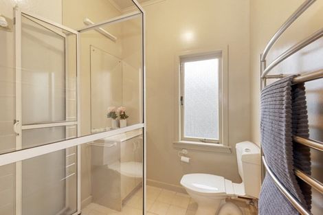 Photo of property in 8 Knighton Road, Hillcrest, Hamilton, 3216