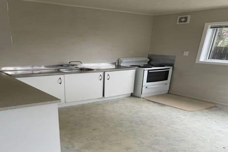 Photo of property in 2/54 Awamutu Grove, Waiwhetu, Lower Hutt, 5010