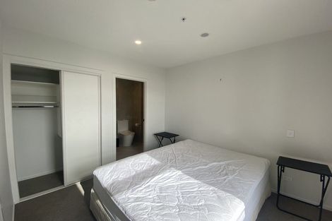 Photo of property in 205/9 Madeira Lane, Grafton, Auckland, 1023