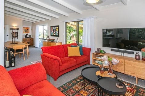 Photo of property in 225 Moana Anu Anu Avenue, Whangamata, 3620