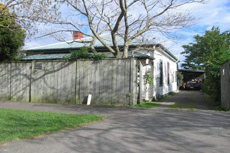 Photo of property in 174 Ruahine Street, Roslyn, Palmerston North, 4414