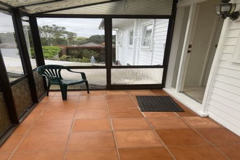 Photo of property in 1/2a Ascot Avenue, Narrow Neck, Auckland, 0624