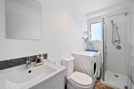 Photo of property in 8 Hyperion Drive, Randwick Park, Auckland, 2105