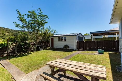 Photo of property in 112 Coast Road, Wainuiomata, Lower Hutt, 5014