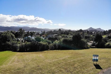 Photo of property in 13 Panorama Parade, Pauanui, Hikuai, 3579