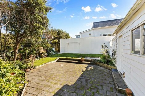 Photo of property in 36 Belt Road, Moturoa, New Plymouth, 4310