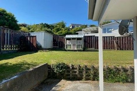 Photo of property in 15b Cypress Drive, Maungaraki, Lower Hutt, 5010