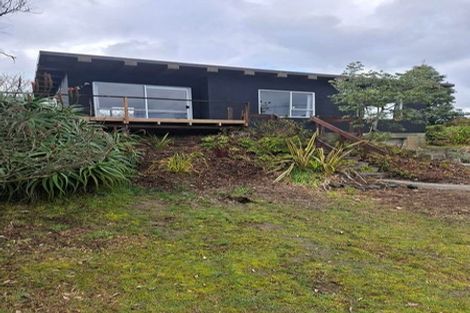 Photo of property in 6 Mahoe Street, Otaki Beach, Otaki, 5512