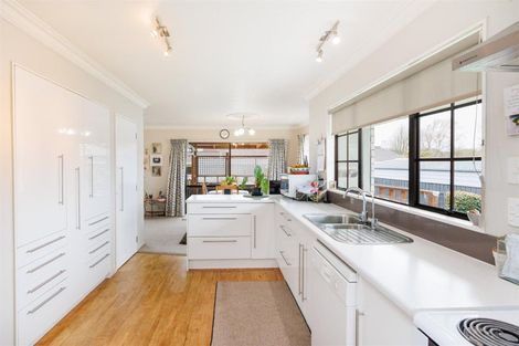 Photo of property in 17 Tennent Court, Marton, 4710