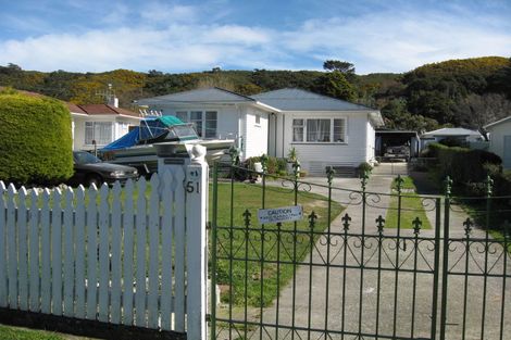 Photo of property in 51 Westminster Road, Wainuiomata, Lower Hutt, 5014