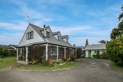 Photo of property in 6a Brookvale Road, Havelock North, 4130