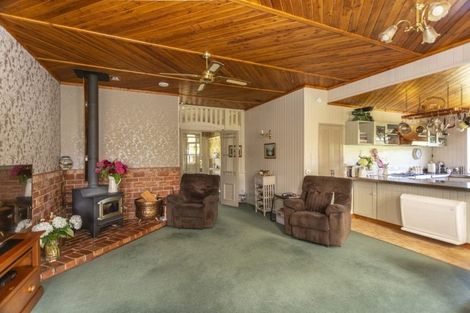 Photo of property in 42 Awamoa Road, Holmes Hill, Oamaru, 9401