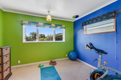 Photo of property in 8b Tararua Street, Paraparaumu, 5032