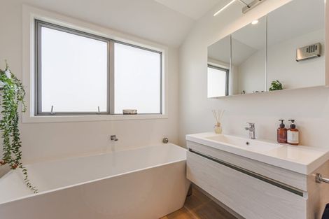 Photo of property in 3 Puketutu Grove, Motueka, 7120