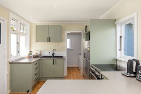 Photo of property in 114 Strickland Street, Sydenham, Christchurch, 8023