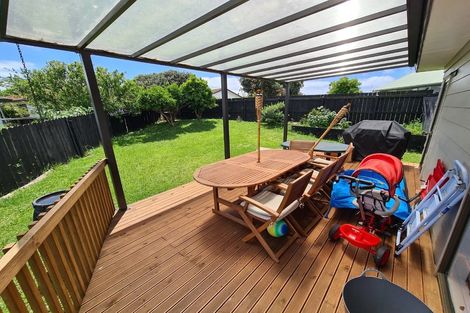 Photo of property in 2/9 Silver Creek Road, Weymouth, Auckland, 2103