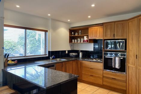 Photo of property in 221 Papamoa Beach Road, Papamoa Beach, Papamoa, 3118