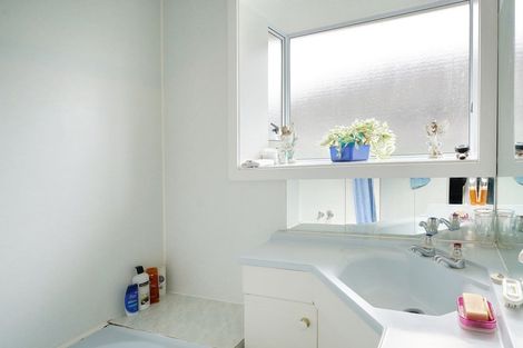 Photo of property in 44 Rowses Road, Aranui, Christchurch, 8061