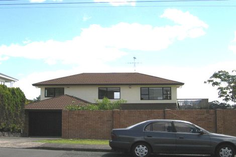 Photo of property in 2/42 Aberdeen Road, Campbells Bay, Auckland, 0620