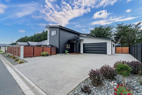 Photo of property in 77 Richfield Drive, Waikiwi, Invercargill, 9810